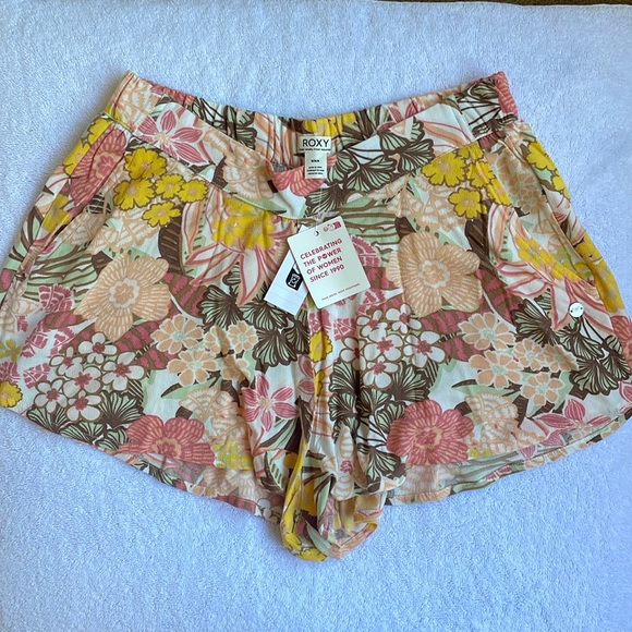 Roxy Midnight Avenue Relaxed Fit Printed Shorts NWT - Picture 1 of 5